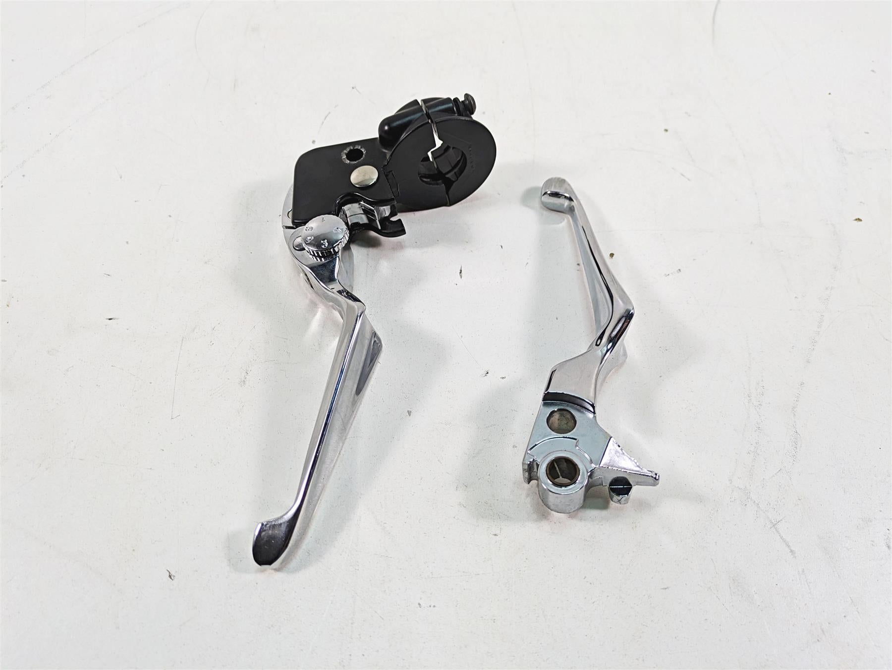 2012 Harley FLD Dyna Switchback Chrome Clutch & Brake Lever + Perch Set 38608-96 {{ shop.shopifyCountryName }} - Mototech271