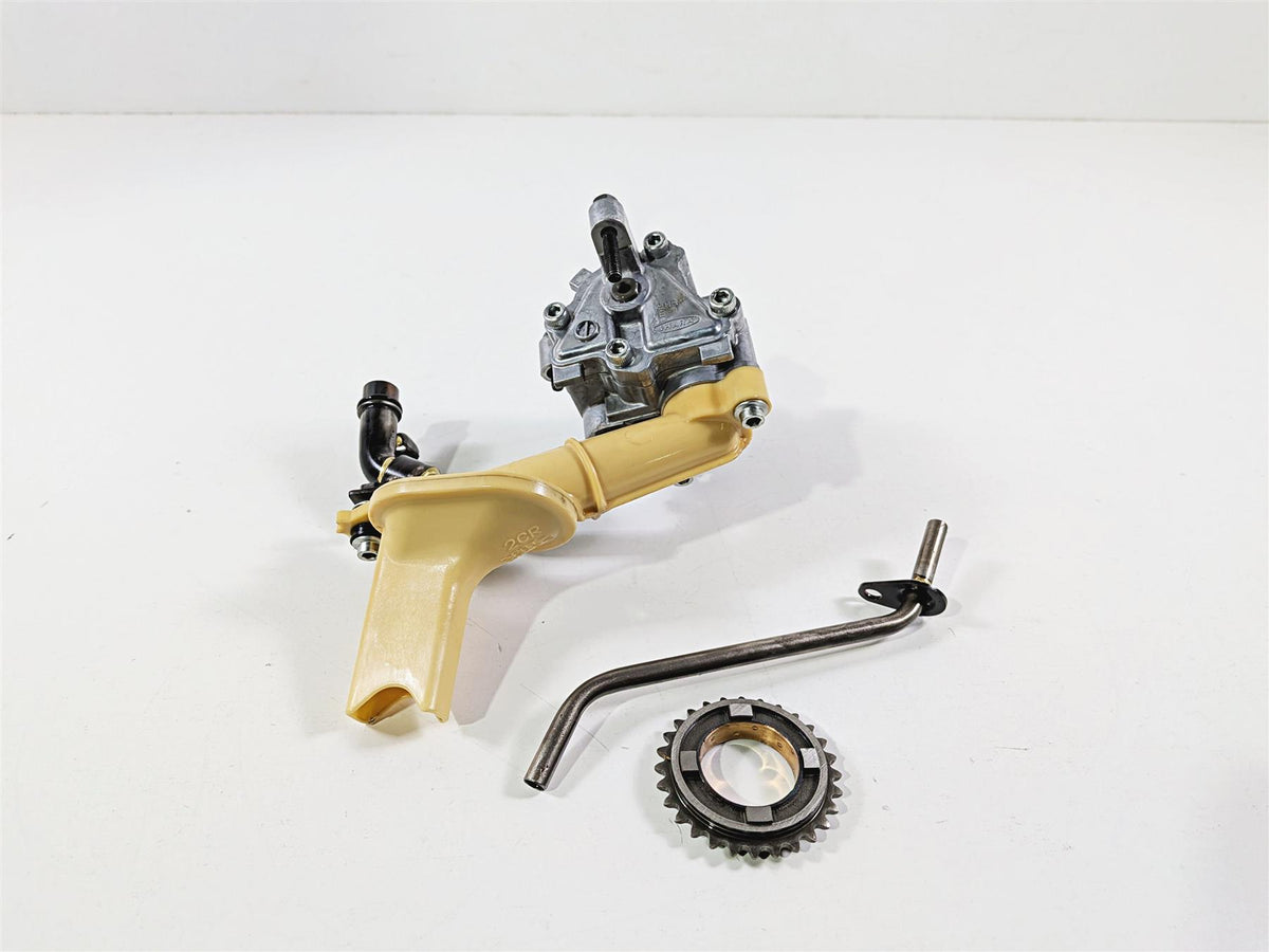2016 Yamaha YZF R1 RN32 Oil Pump & Pick Up Tube -Tested 2CR-13300-00-00 {{ shop.shopifyCountryName }} - Mototech271