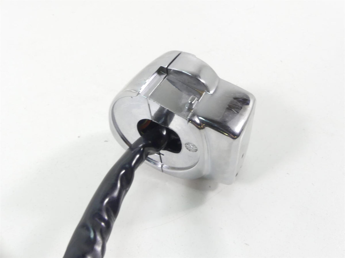 2004 Harley FLHTC SE CVO Electra Glide Left Hand Audio Control Switch 71682-06A {{ shop.shopifyCountryName }} - Mototech271