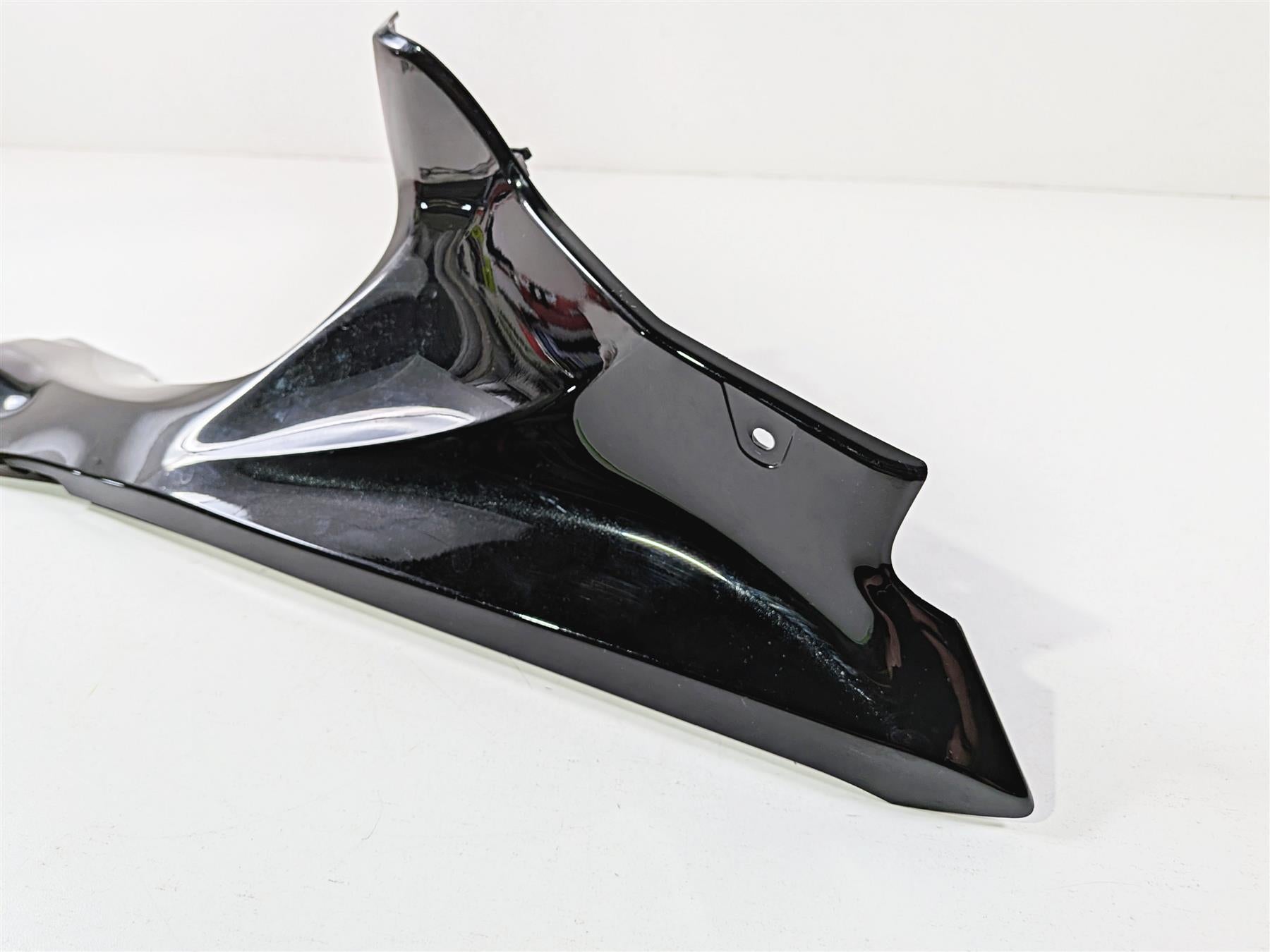 2025 Yamaha YZF R7 Left Upper Inner Black Fairing Cover BEB-2837L-00 {{ shop.shopifyCountryName }} - Mototech271