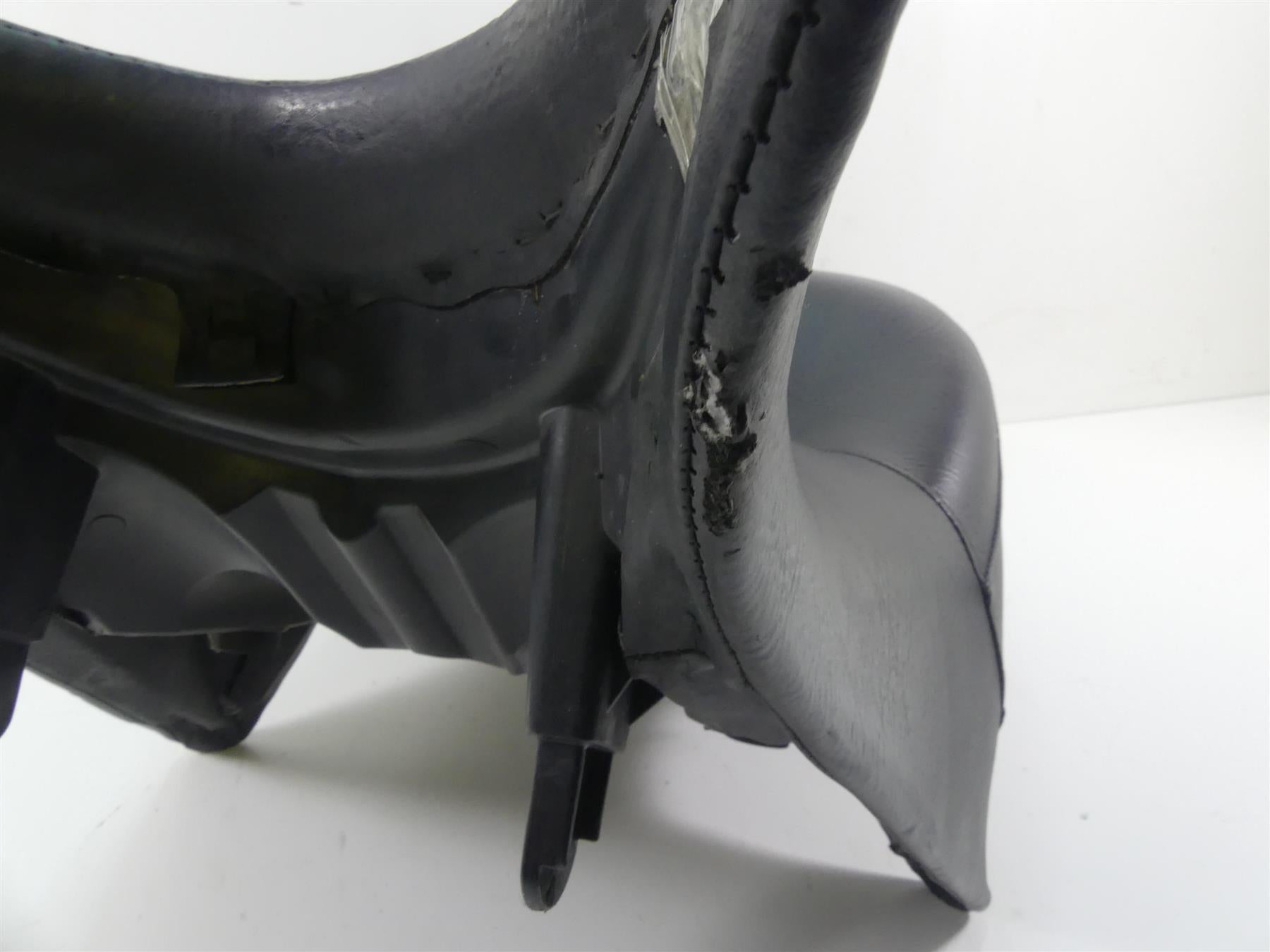 2015 Victory Cross Country Tour Heated Driver Passenger Seat Saddle 2684866 {{ shop.shopifyCountryName }} - Mototech271