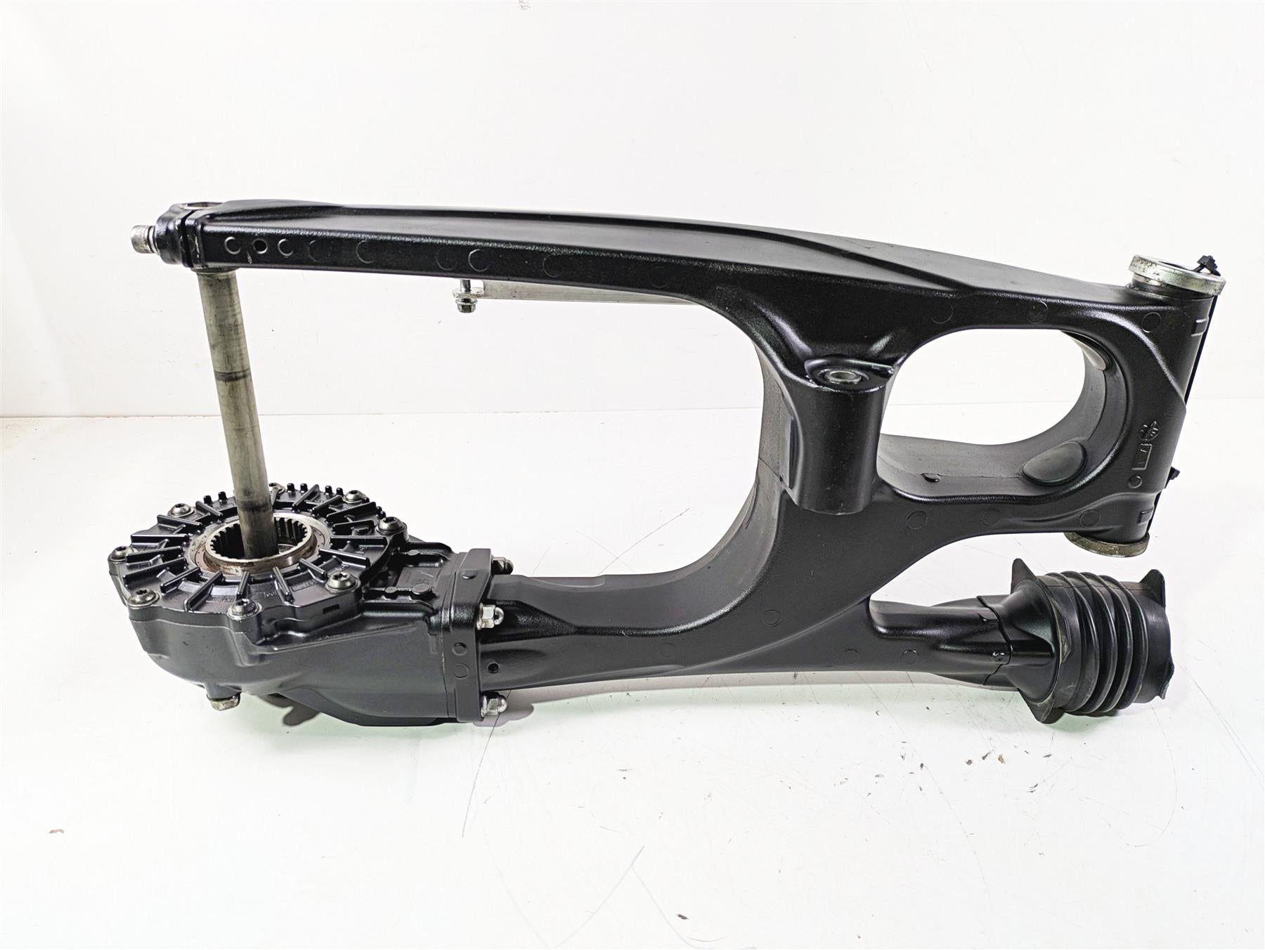 2012 Yamaha XT1200 Super Tenere Swingarm Differential Drive Shaft 23P-46101-00 {{ shop.shopifyCountryName }} - Mototech271