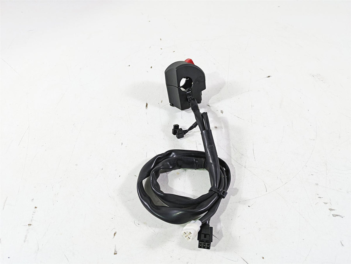 2021 Yamaha Tenere 700 XTZ7 Right Hand Control Switch BW3-83963-00-00 {{ shop.shopifyCountryName }} - Mototech271