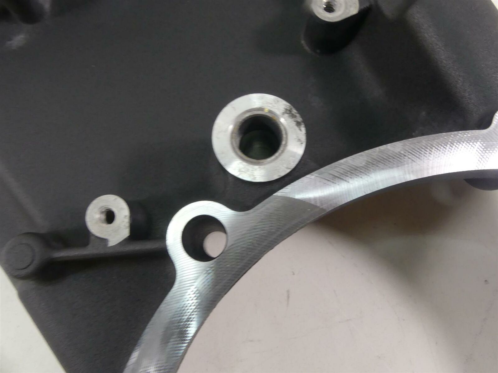 2017 Harley FXDLS Dyna Low Rider Inner Primary Drive Clutch Cover -Mid 60681-06C {{ shop.shopifyCountryName }} - Mototech271