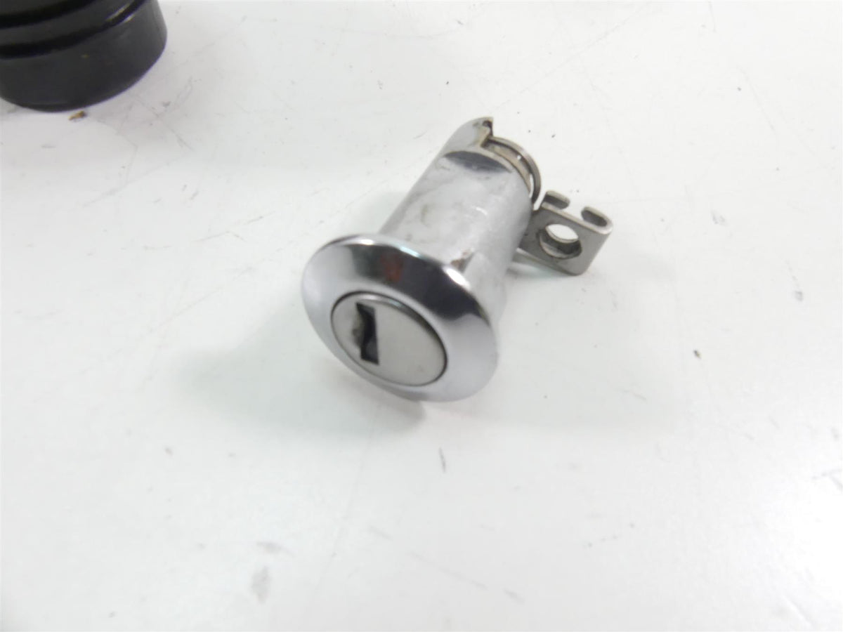2017 Triumph Thruxton 1200 R Ignition Switch Cdi Ecu Key Set - Read T2501822 {{ shop.shopifyCountryName }} - Mototech271