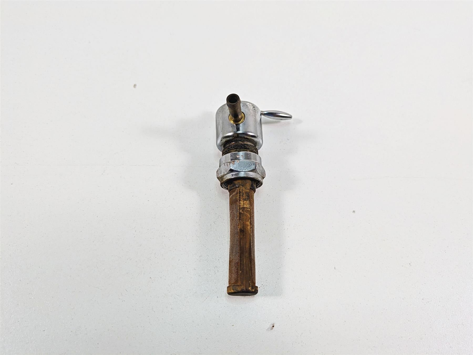 1986 Harley Sportster XLH 883 Petcock Fuel Gas Petrol Valve 62169-86 {{ shop.shopifyCountryName }} - Mototech271