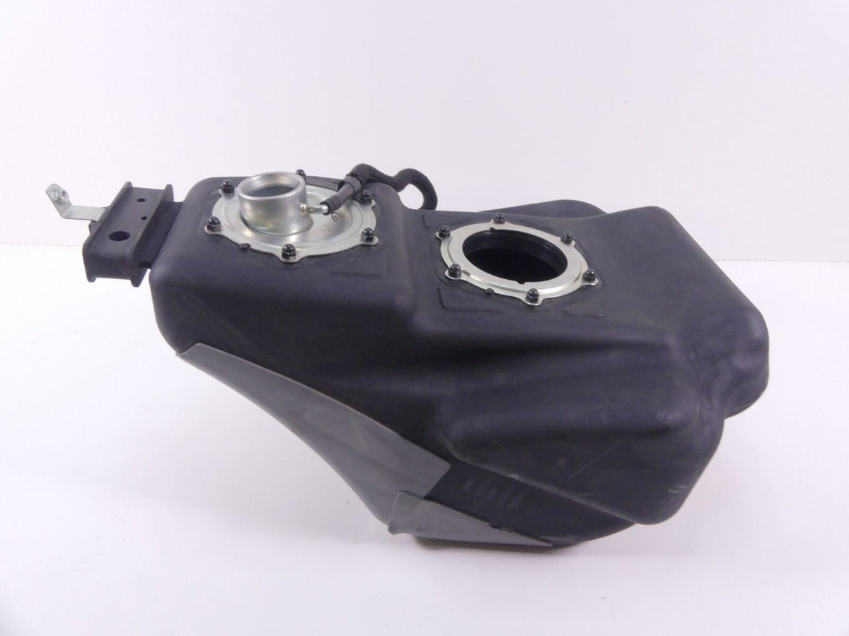 2019 Yamaha VMX17 V-Max 1700 Plastic Fuel Gas Tank Reservoir 2S3-25181-00-00 {{ shop.shopifyCountryName }} - Mototech271