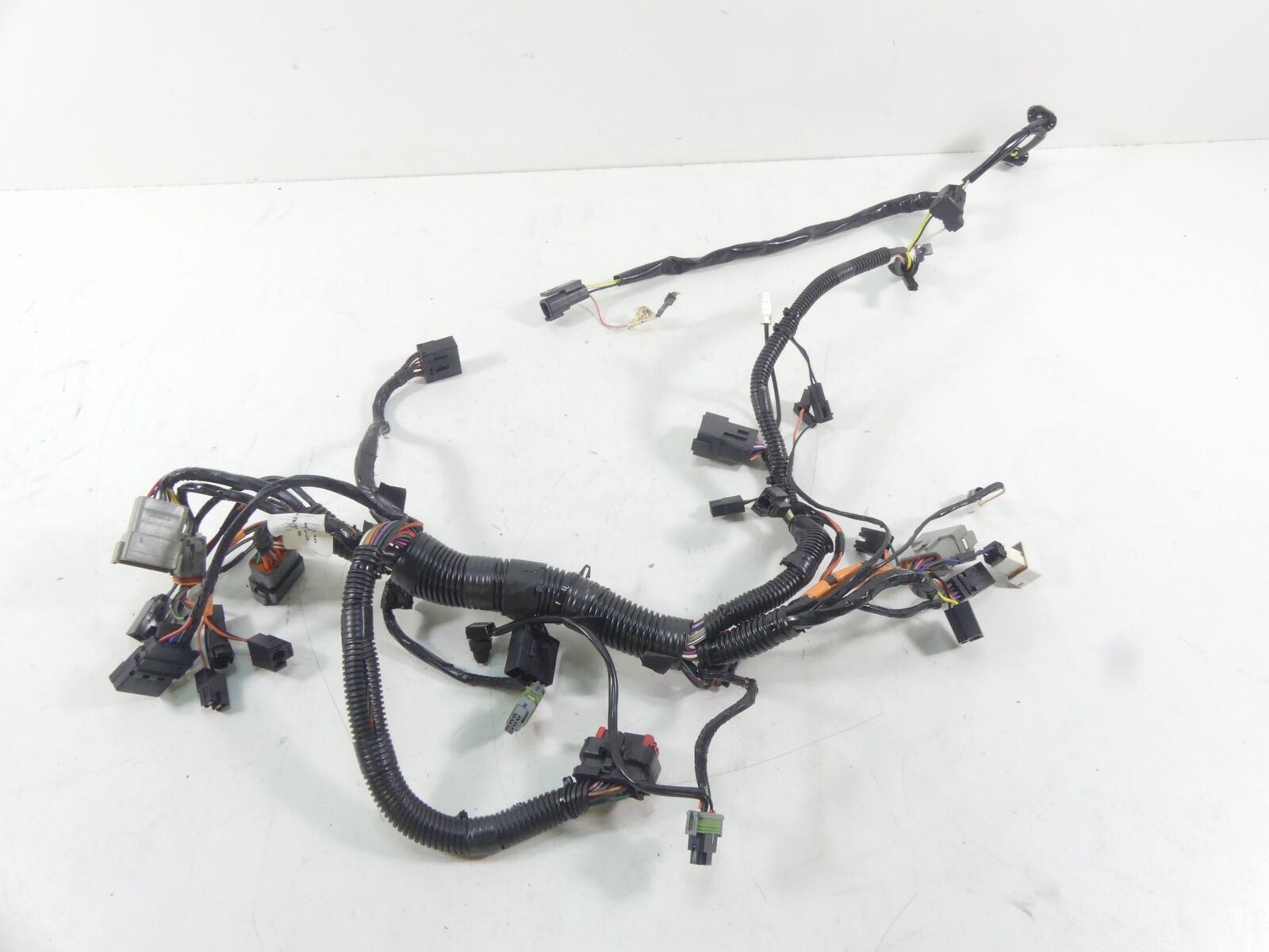 2006 Harley Touring FLHCU SE CVO Front Fairing Wiring Harness - No Cut 70232-06 {{ shop.shopifyCountryName }} - Mototech271