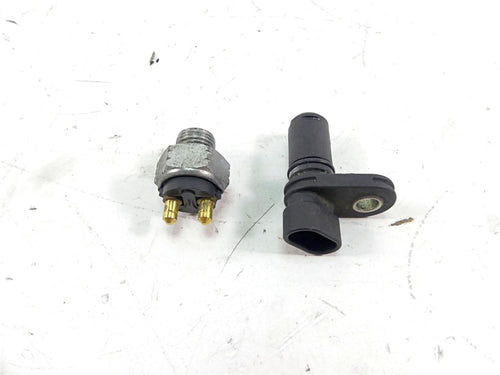 2011 Harley Touring FLTRX Road Glide Tranny Neutral Switch & Sensor Set 33926-06 | Mototech271