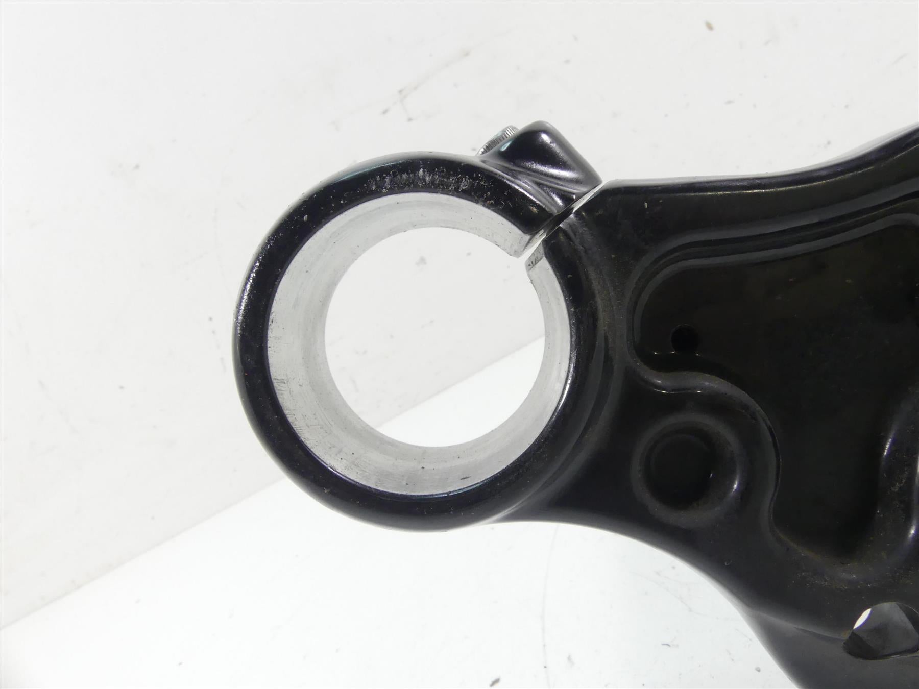 2018 Harley Softail FXBB Street Bob Lower Triple Tree Steering Clamp 45900170 {{ shop.shopifyCountryName }} - Mototech271