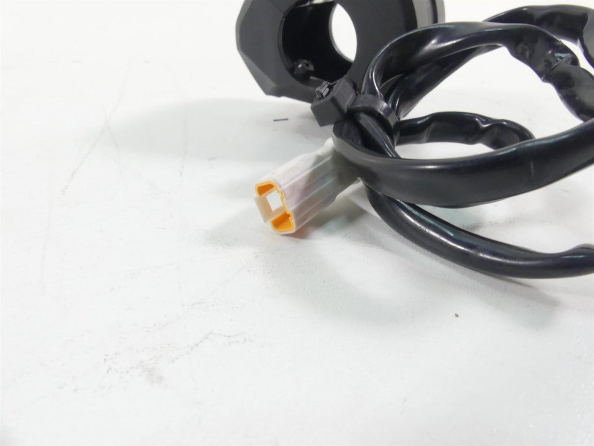 2014 Ducati Hypermotard 821 SP Right Hand Start Stop Control Switch 65010121E {{ shop.shopifyCountryName }} - Mototech271