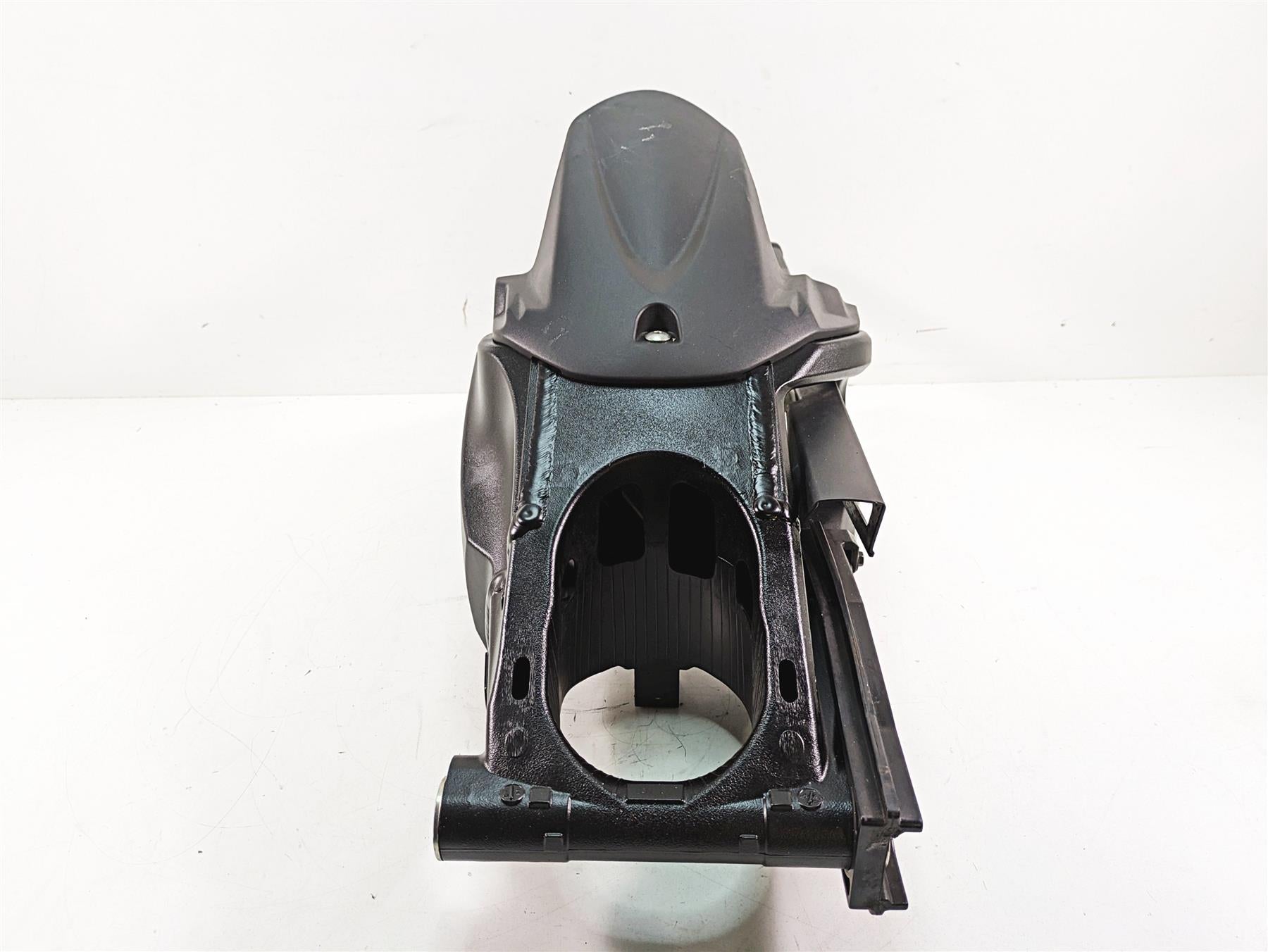 2022 Suzuki GSXR 750 Rear Swing Arm Swingarm 61000-14J01-YAP {{ shop.shopifyCountryName }} - Mototech271