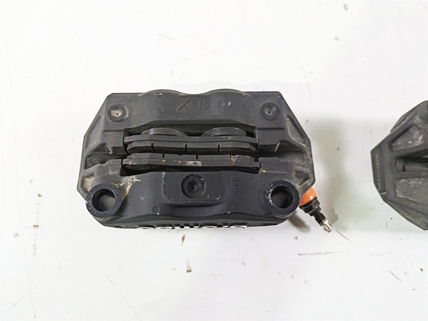 2016 BMW R1200GS GSW K50 Front Brake Caliper Set 100mm 34118556205 34118556206 {{ shop.shopifyCountryName }} - Mototech271