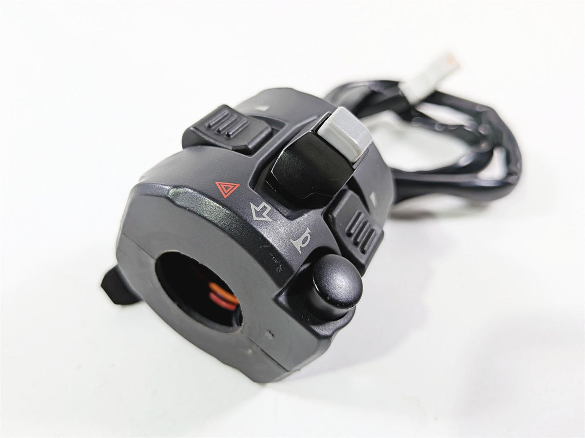 2017 Ducati 959 Panigale Left Hand Turn Signal Control Switch -Read 65110132A-Mototech271