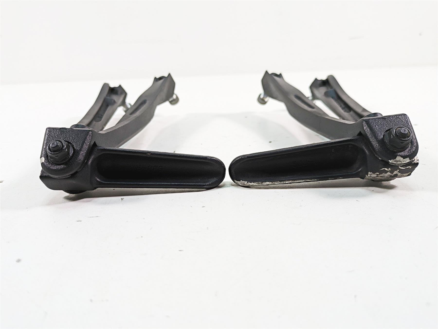 2007 Yamaha R1 YZFR1 Passenger Footpeg Rest Set -Rash 5VY-2741L-00 5VY-2742L-00 {{ shop.shopifyCountryName }} - Mototech271