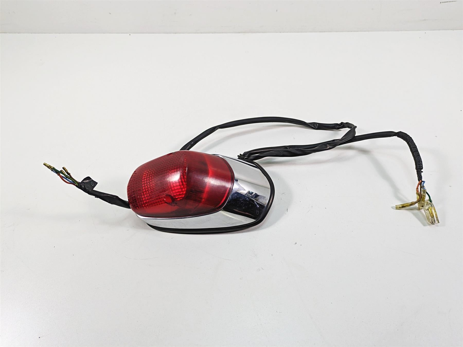 2006 Honda VT1100 C2 Shadow Taillight Tail Light Lamp Stop Brake 33701-MCK-A01 {{ shop.shopifyCountryName }} - Mototech271