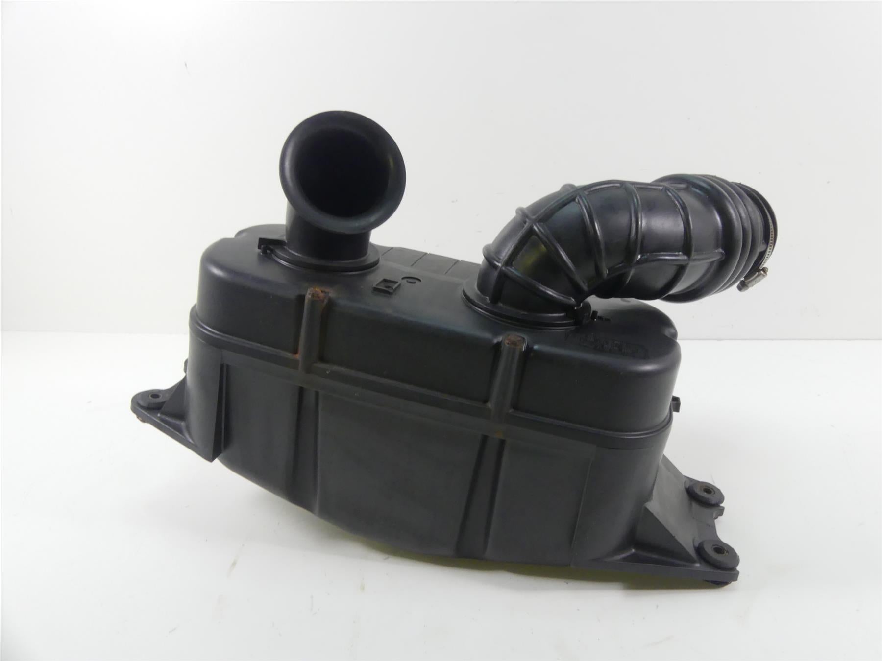 2015 Yamaha Waverunner Cruiser VX1100 Air Filter Cleaner Box 6D3-14411-00-00 {{ shop.shopifyCountryName }} - Mototech271
