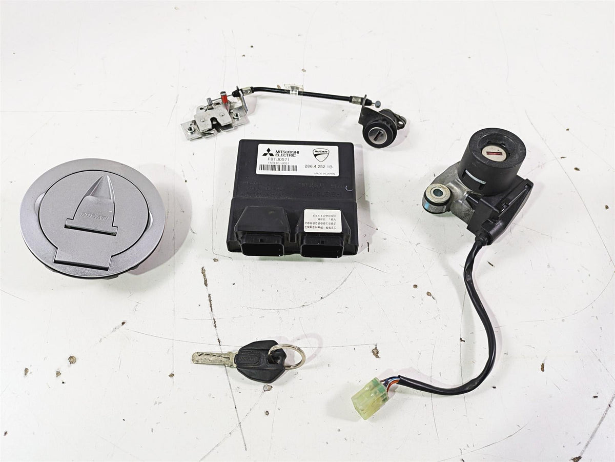 2015 Ducati Panigale 1299 S Cdi Ecu Ecm & Ignition Switch Key Lock Set 28642521B {{ shop.shopifyCountryName }} - Mototech271