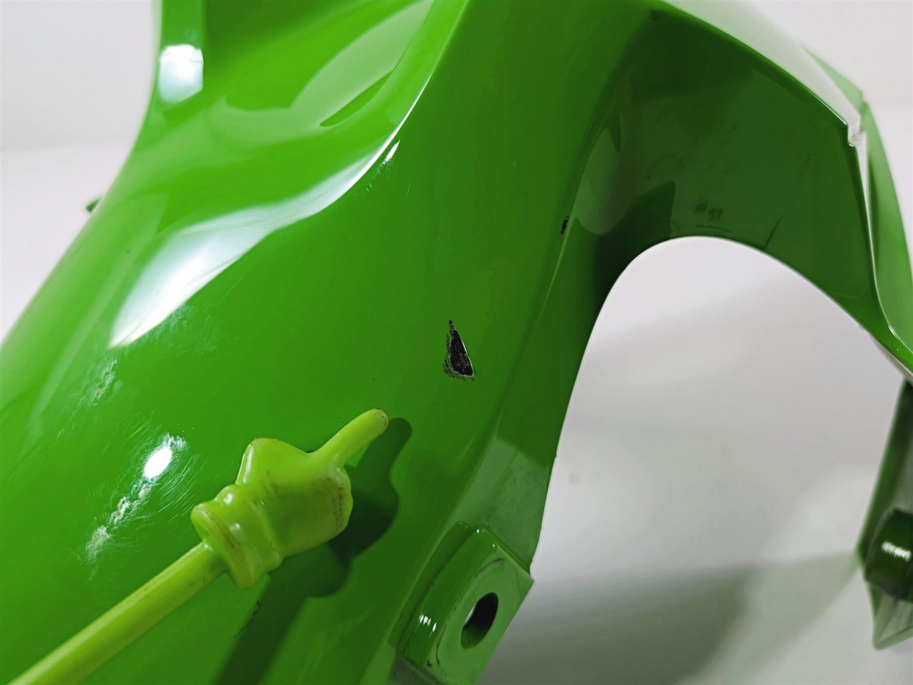 2024 Kawasaki EX500 Ninja 40th An. Front Fender Green 35038-0065 {{ shop.shopifyCountryName }} - Mototech271