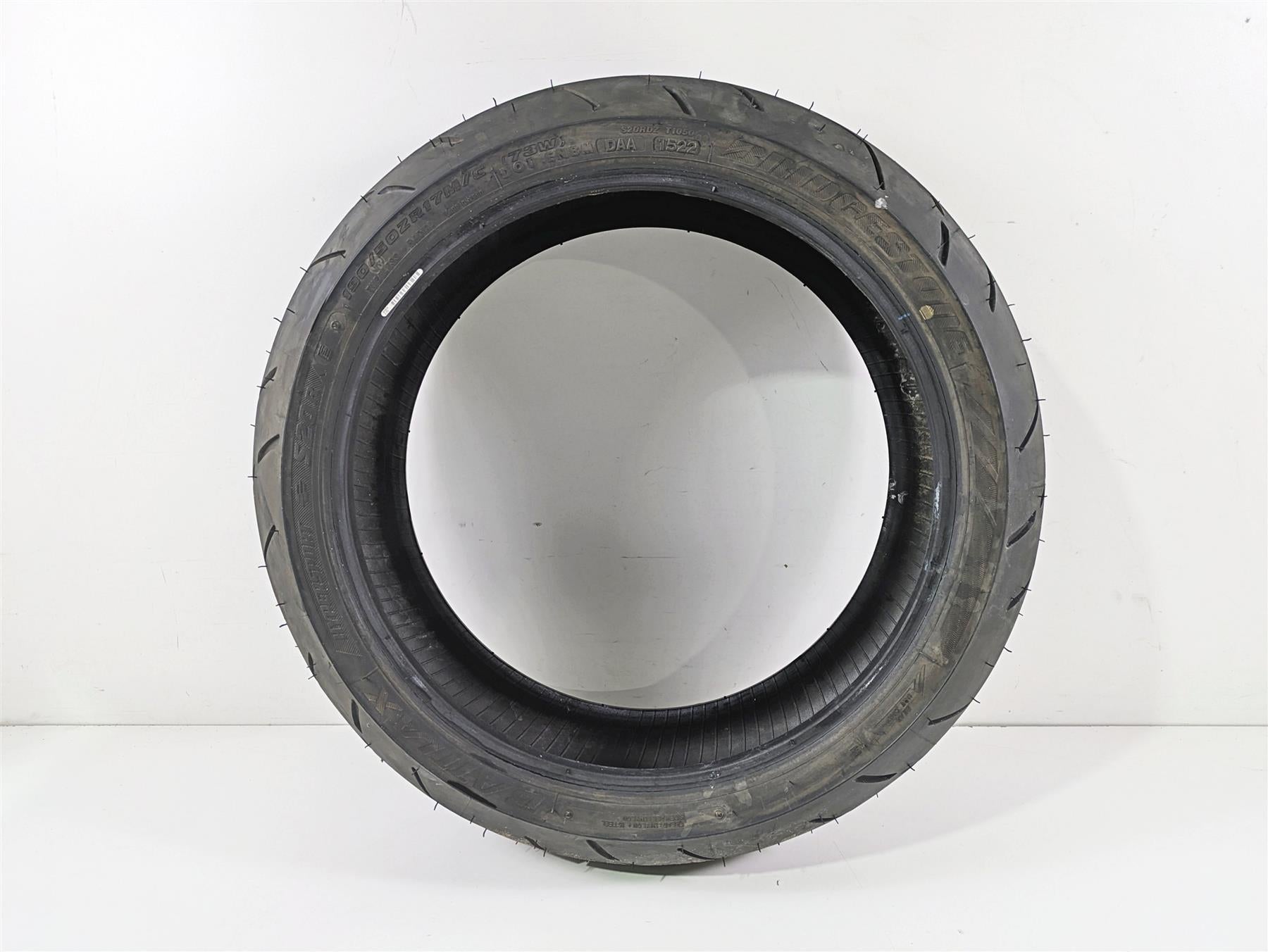 Used Rear Motorcycle Tire Bridgestone Battlax Hypersport S20 R 190/50ZR17 49miles Only {{ shop.shopifyCountryName }} - Mototech271
