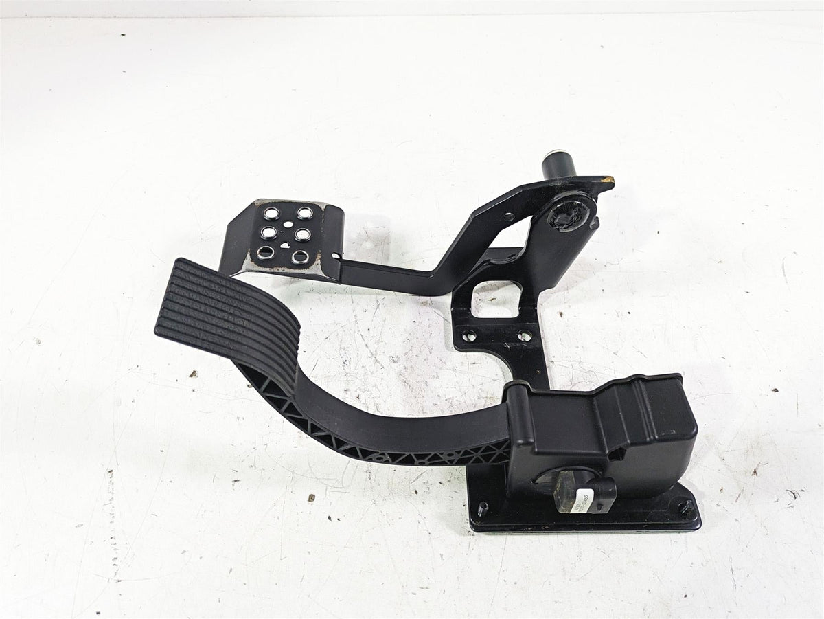 2020 Polaris RZR XP 1000 Turbo Brake & Accelerate Pedal Set 1019105 4014042 {{ shop.shopifyCountryName }} - Mototech271