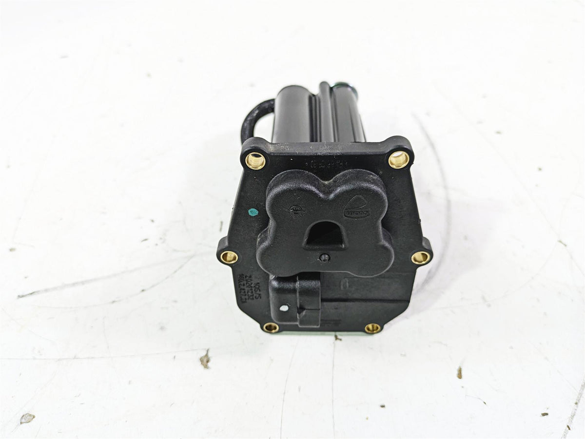 2015 Ducati Panigale 1299 S Fuel Gas Petrol Pump Tested 16024272A {{ shop.shopifyCountryName }} - Mototech271