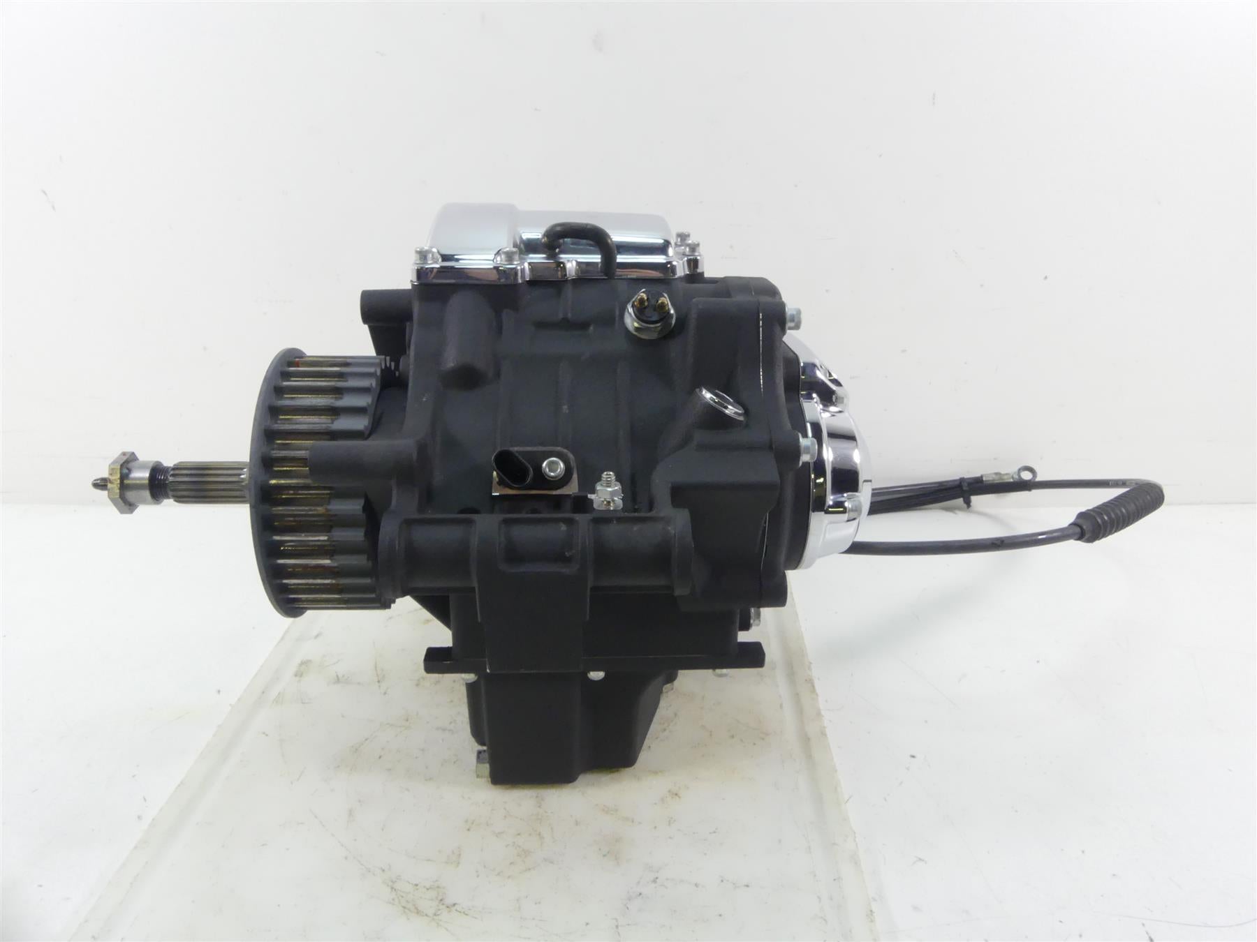 2014 Harley FXDL Dyna Low Rider 6 Speed Transmission Gear Box 3K Miles 33083-10 {{ shop.shopifyCountryName }} - Mototech271