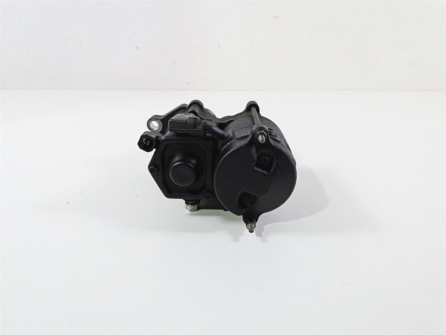 2009 Harley FXCWC Softail Rocker Engine Starter Motor 31618-06A {{ shop.shopifyCountryName }} - Mototech271
