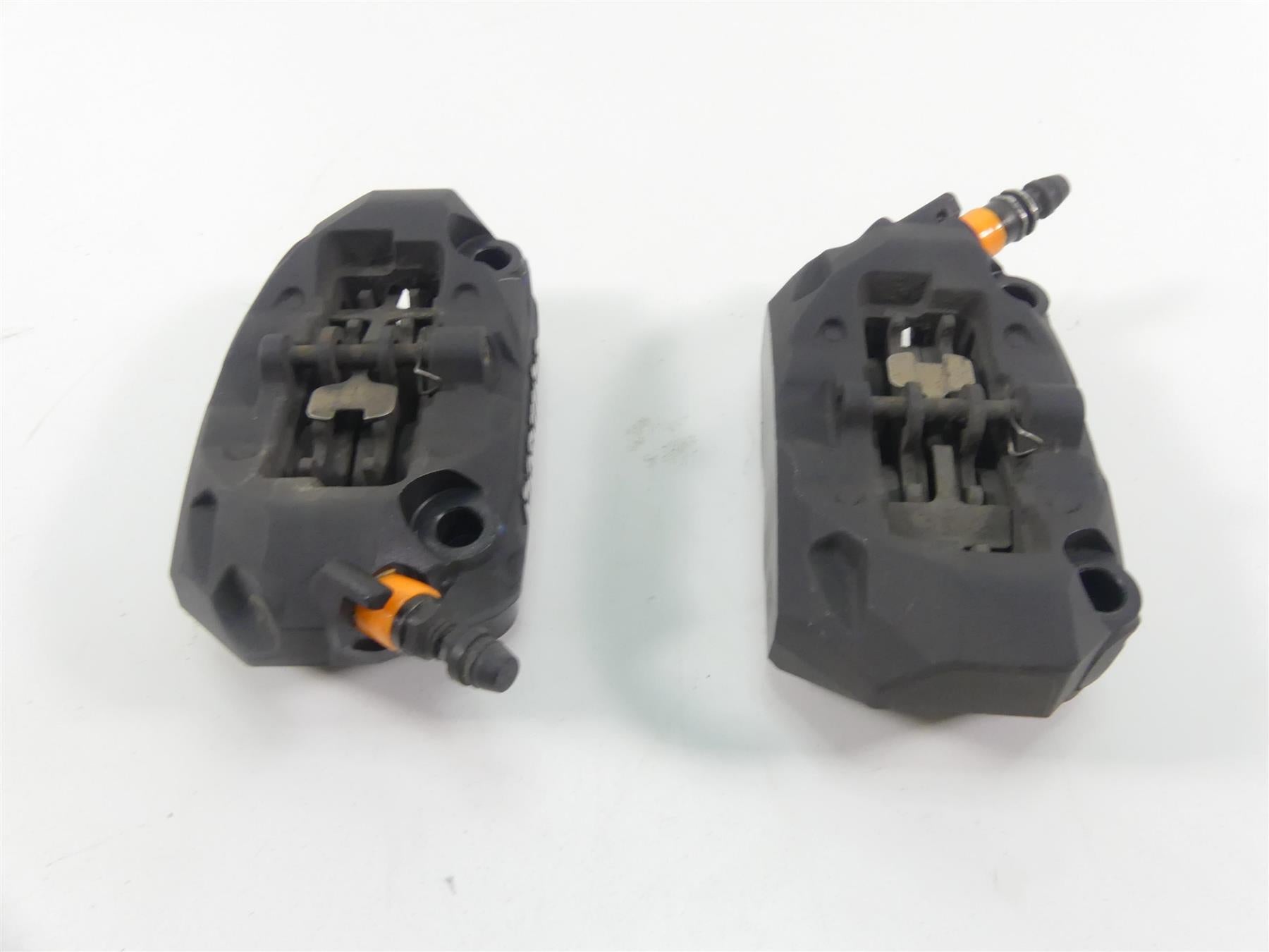 2019 BMW R1250GS K50 Front Brembo Brake Caliper Set 34118405107 34118405108 {{ shop.shopifyCountryName }} - Mototech271