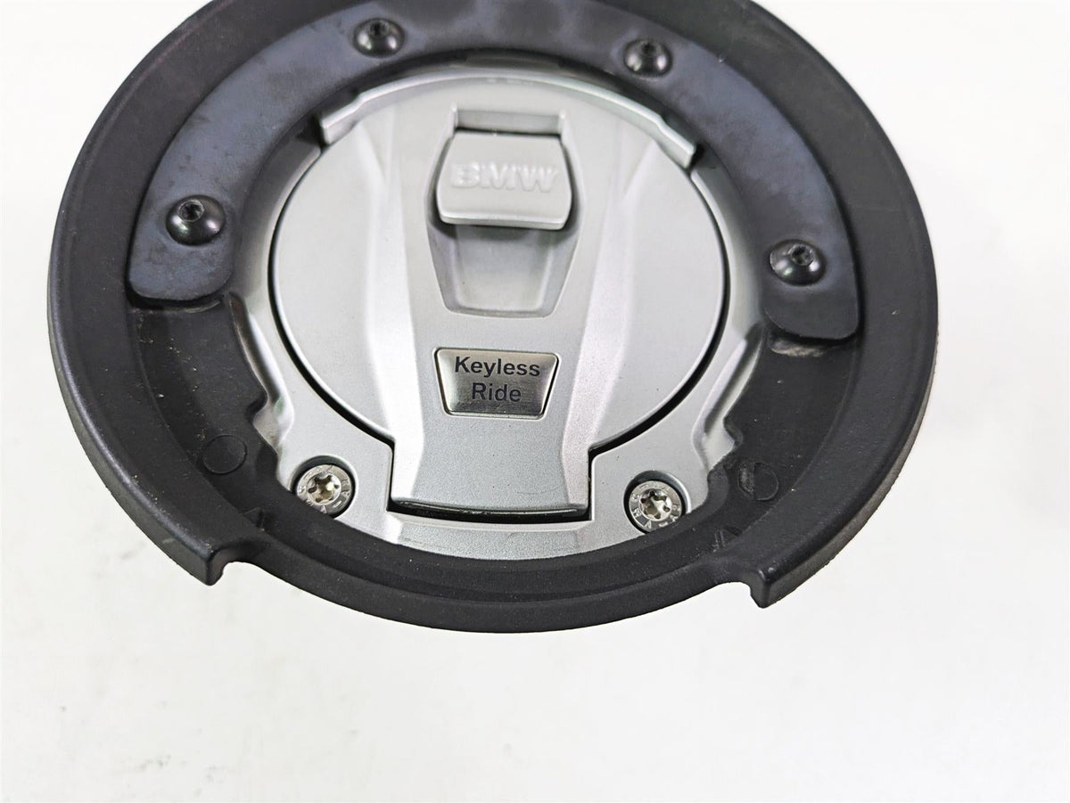 2021 BMW R1250GS K51 Adv Keyless Fuel Gas Petrol Cap Lid 16118552148 {{ shop.shopifyCountryName }} - Mototech271