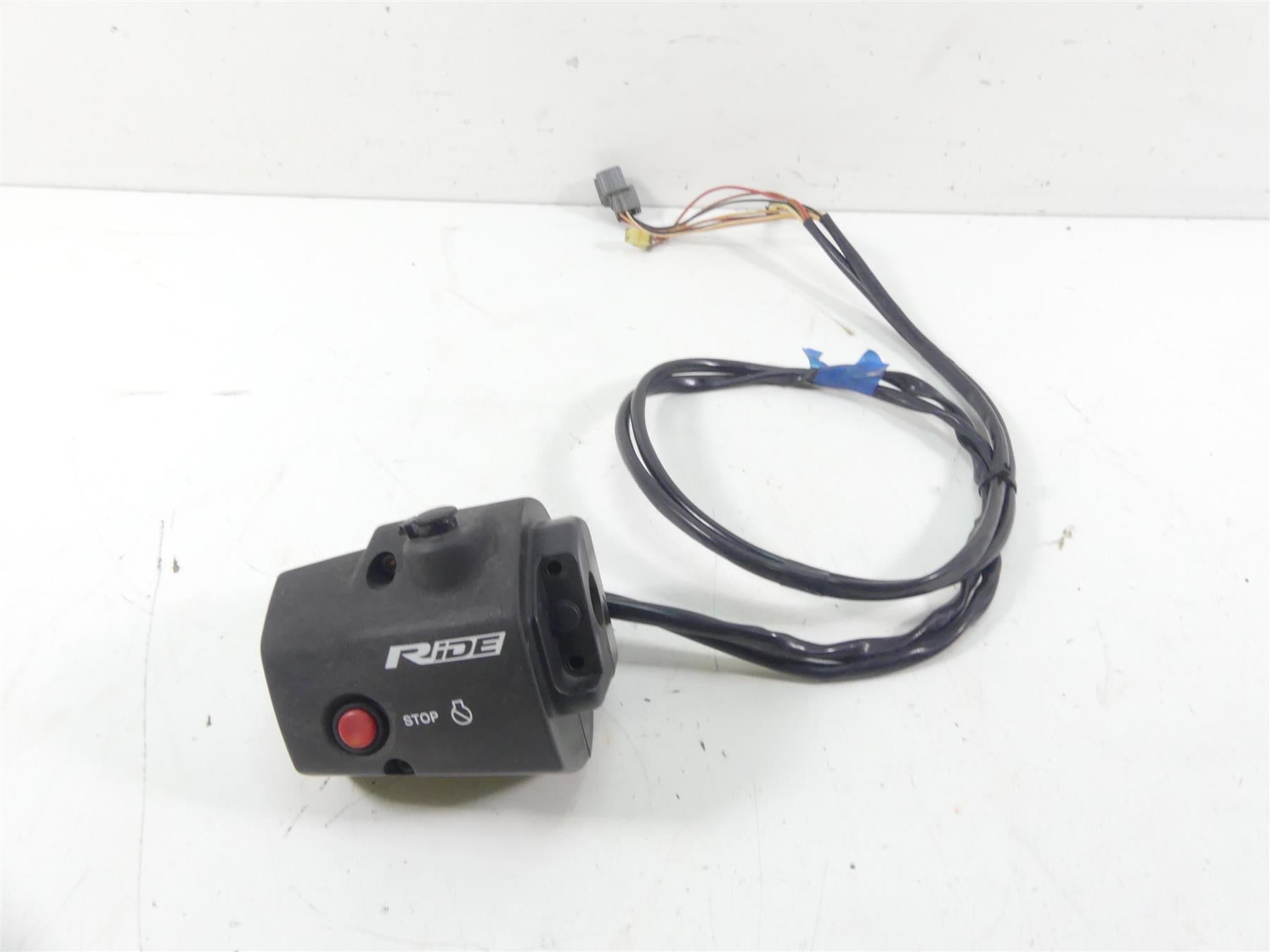 2016 Yamaha Waverunner VX 1050 Deluxe Left Control Switch -Read F2X-68310-00-00 {{ shop.shopifyCountryName }} - Mototech271