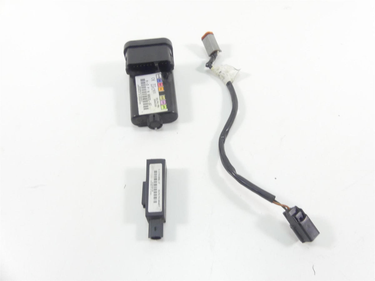 2009 Harley Dyna FXDF SE CVO Fat Bob Tssm Turn Signal Security Module 68925-07 {{ shop.shopifyCountryName }} - Mototech271