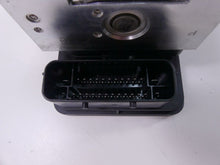 Load image into Gallery viewer, 2017 BMW R1200GS GSW K50 Abs Brake Pump Module 34518566956
