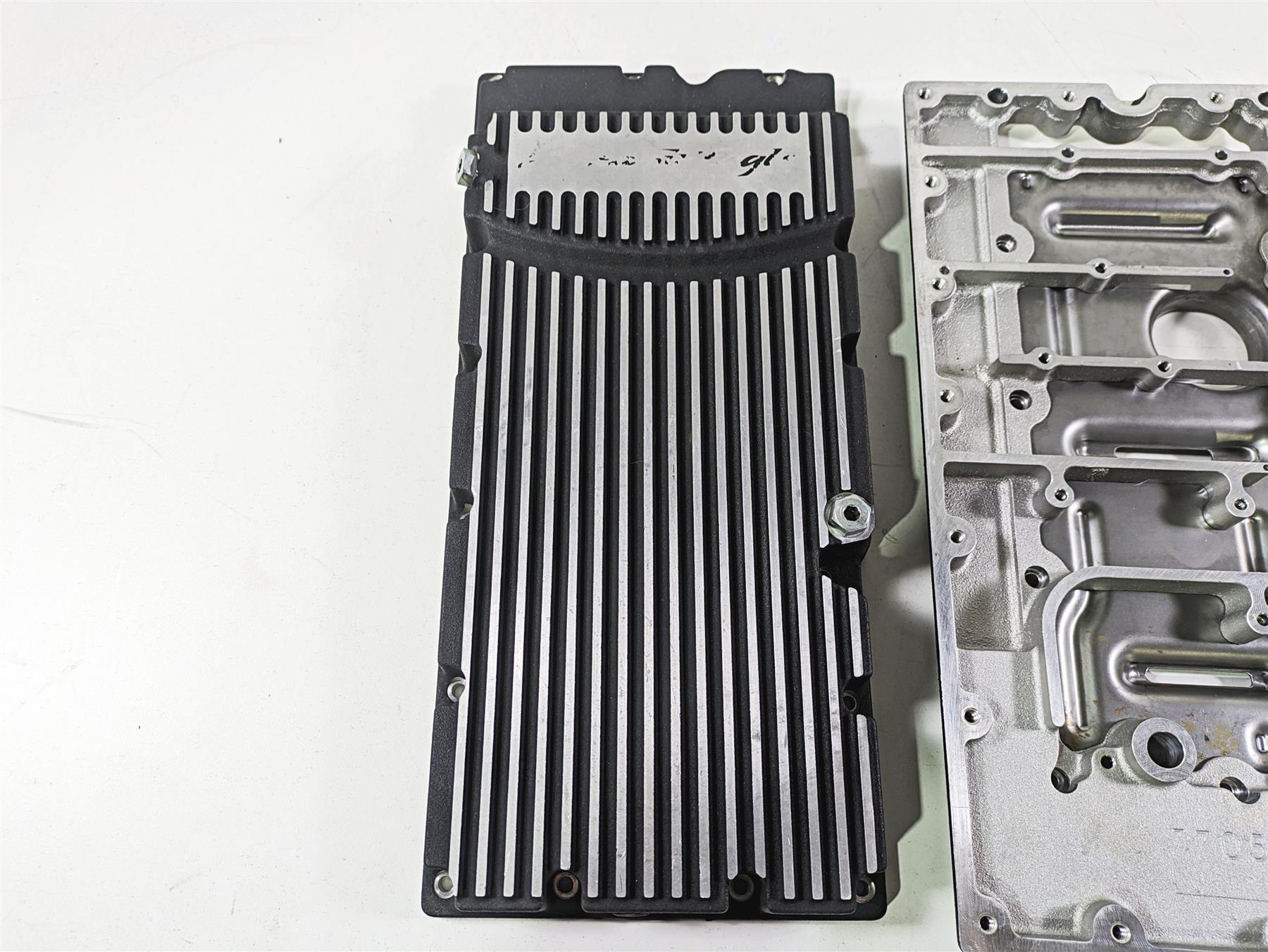 2015 Harley Touring FLHXS Street Glide Screamin Eagle High Cap Oil Pan 24400099 {{ shop.shopifyCountryName }} - Mototech271