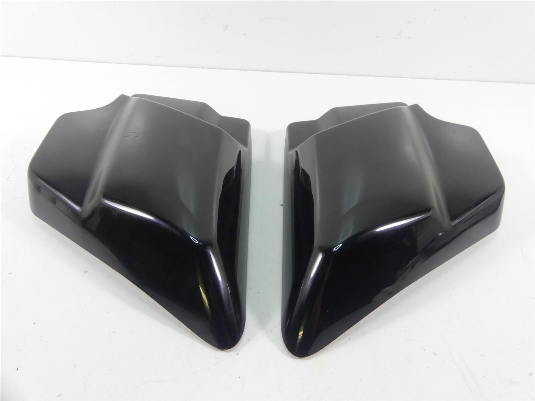 2012 Harley Touring FLHX Street Glide Black Side Cover Set 66048-09 66250-09 {{ shop.shopifyCountryName }} - Mototech271