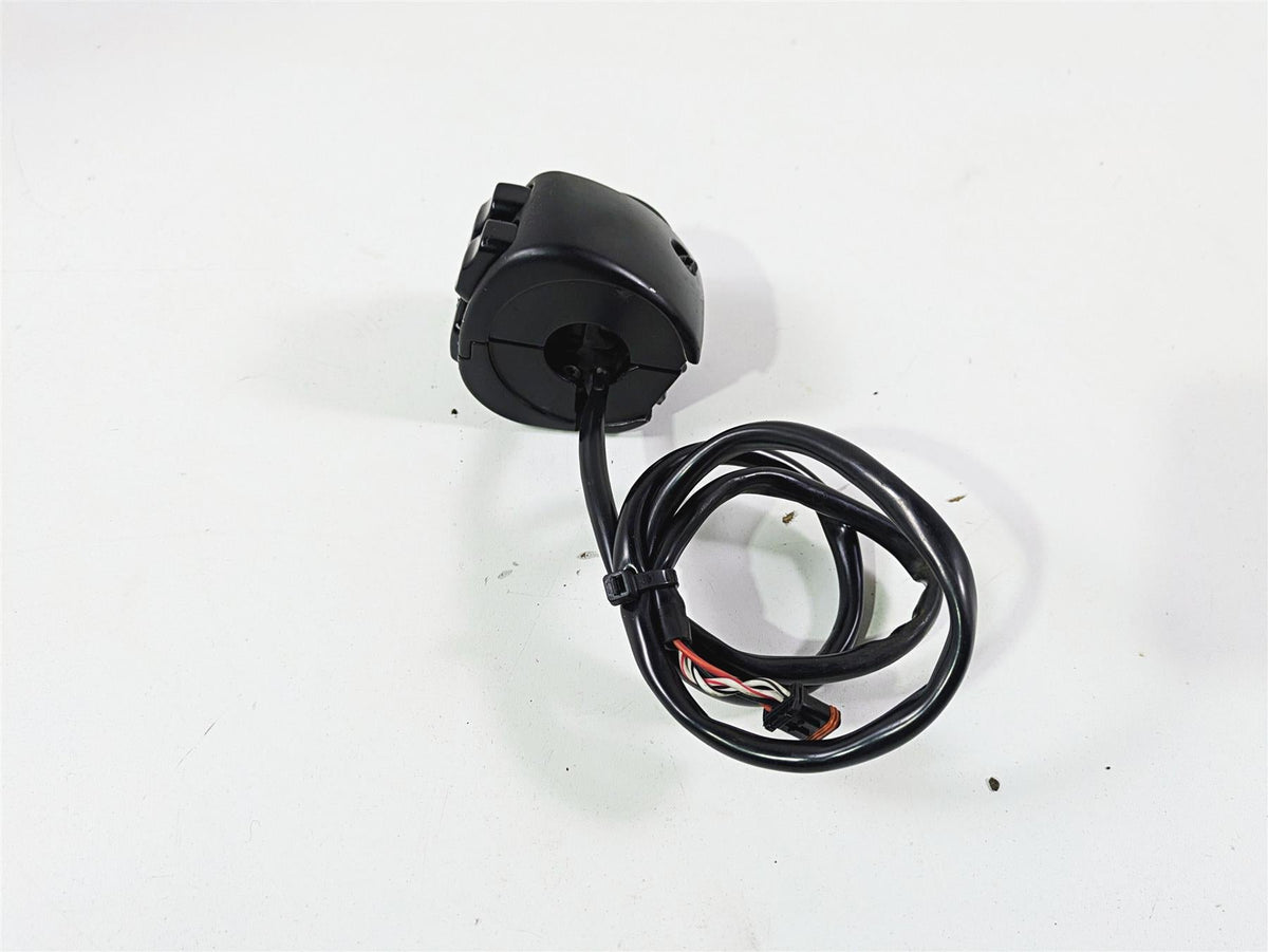 2014 Harley FLS Softail Slim Left Hand Control Turn Signal Switch 72949-12A {{ shop.shopifyCountryName }} - Mototech271