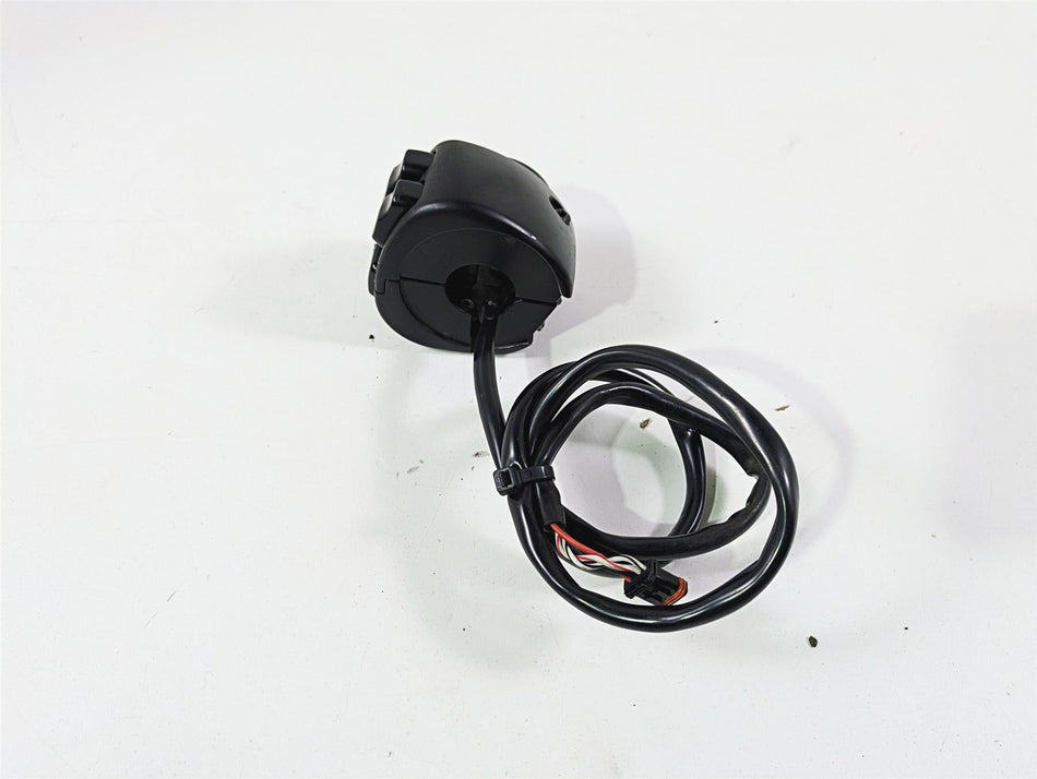 2014 Harley FLS Softail Slim Left Hand Control Turn Signal Switch 72949-12A {{ shop.shopifyCountryName }} - Mototech271