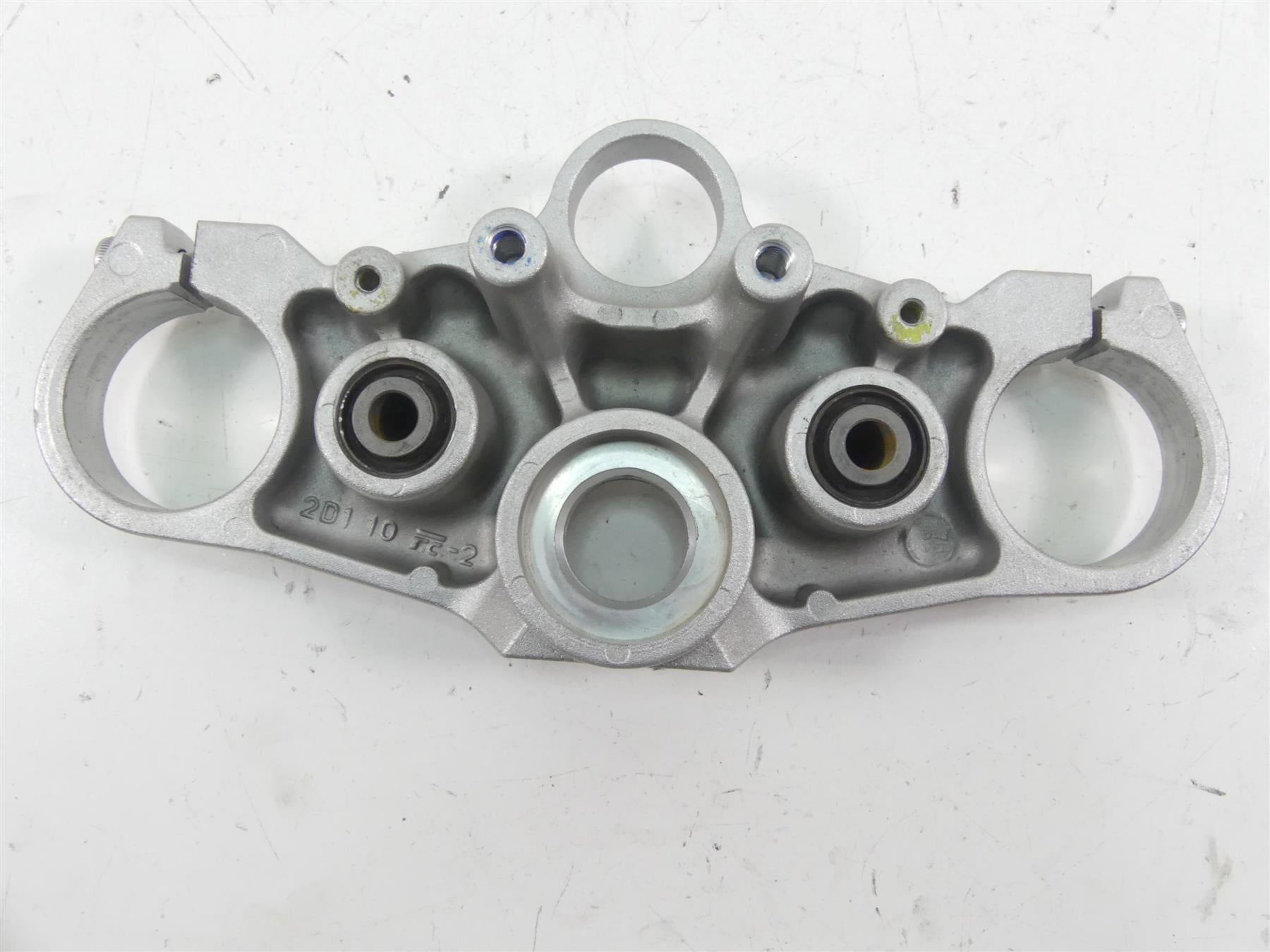 2008 Yamaha FZ1 Fazer Upper Triple Tree Steering Clamp 50mm 2D1-23405-11-00 {{ shop.shopifyCountryName }} - Mototech271