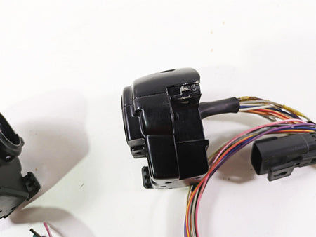 2010 Harley Touring FLHTK Electra Glide Hand Control Switch Set 12" 71682-06A {{ shop.shopifyCountryName }} - Mototech271