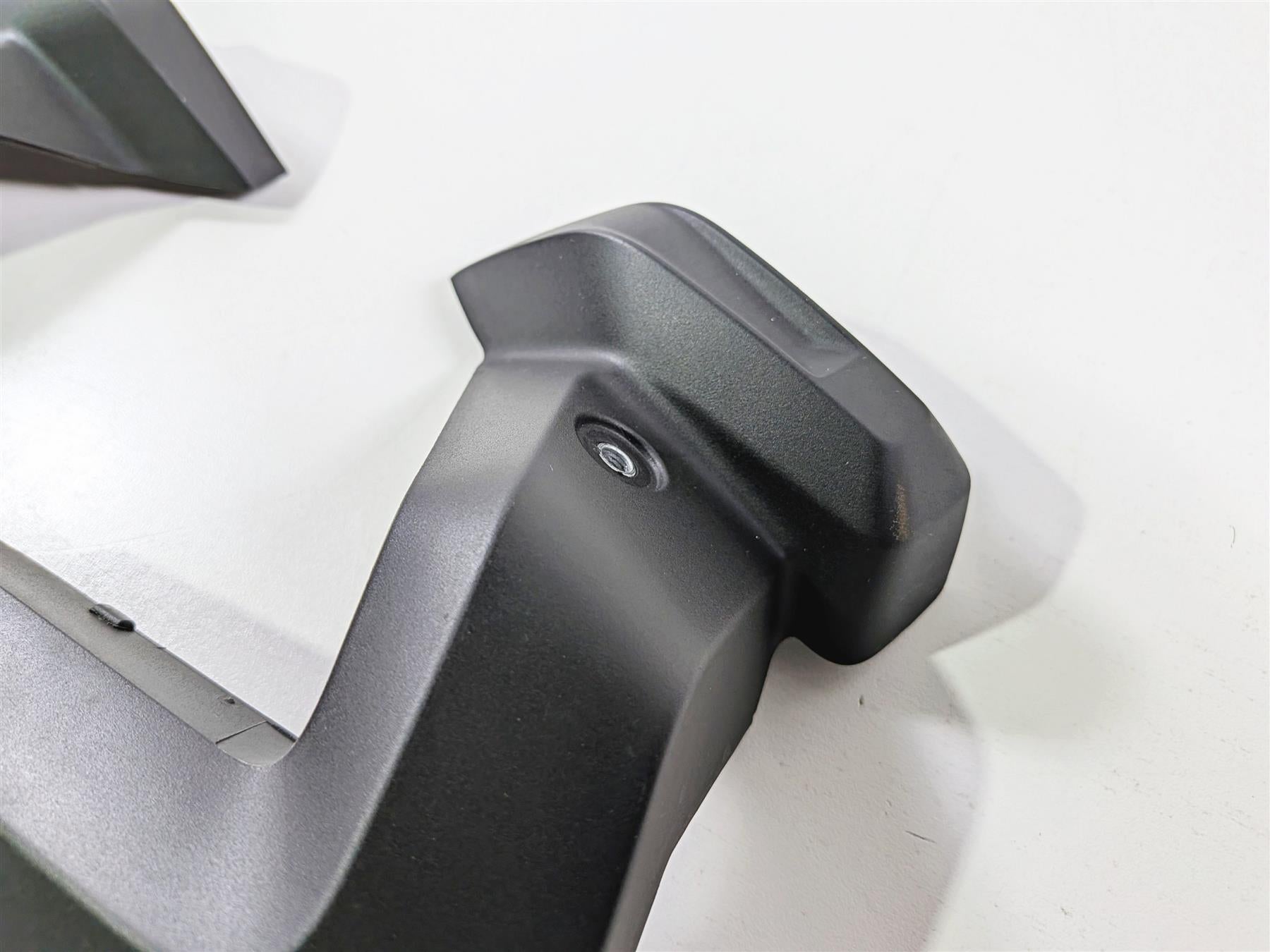 2023 BMW R1250RT RTP K52 Ignition Coil Cover Fairing Set 11128394386 11128394385 {{ shop.shopifyCountryName }} - Mototech271