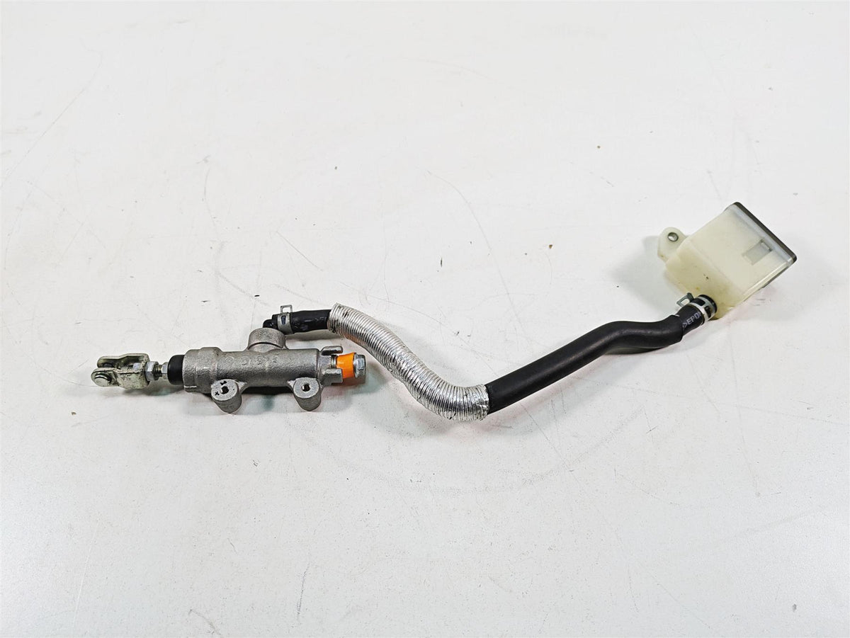 2016 Suzuki M109R VZR1800 Rear Brake Master Cylinder 69600-48G00 {{ shop.shopifyCountryName }} - Mototech271