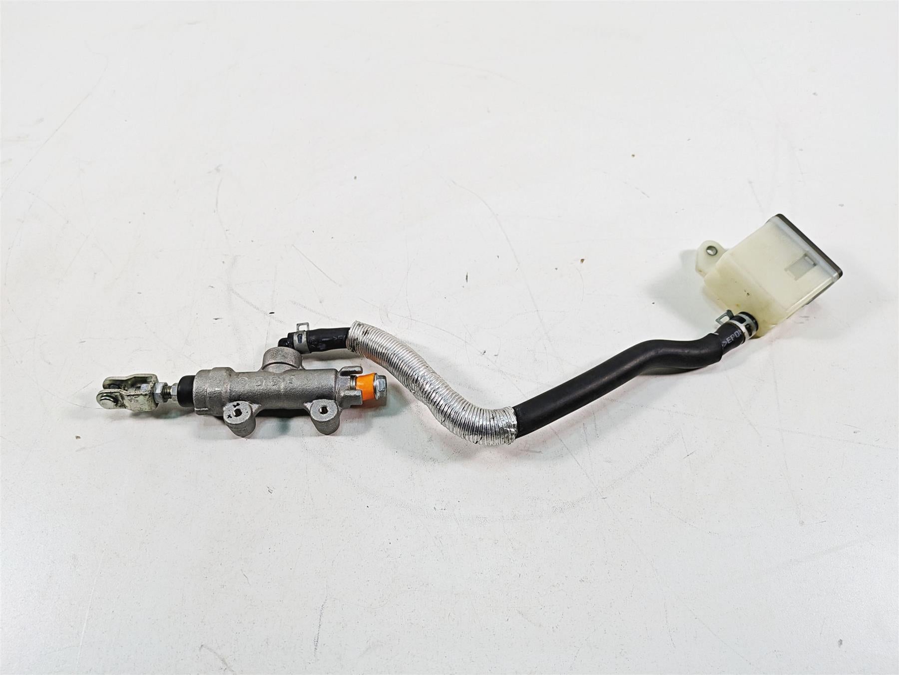 2016 Suzuki M109R VZR1800 Rear Brake Master Cylinder 69600-48G00 {{ shop.shopifyCountryName }} - Mototech271