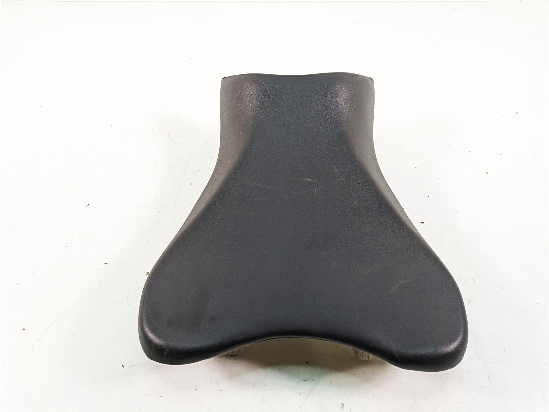 2009 Suzuki GSXR750 K9 Front Rider Seat Saddle - Read 45100-37H00-6BY {{ shop.shopifyCountryName }} - Mototech271