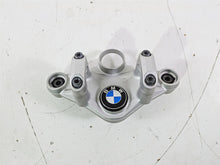 Load image into Gallery viewer, 2015 BMW R1200GS Adv K51 Upper Triple Tree Steering Clamp 31428555849
