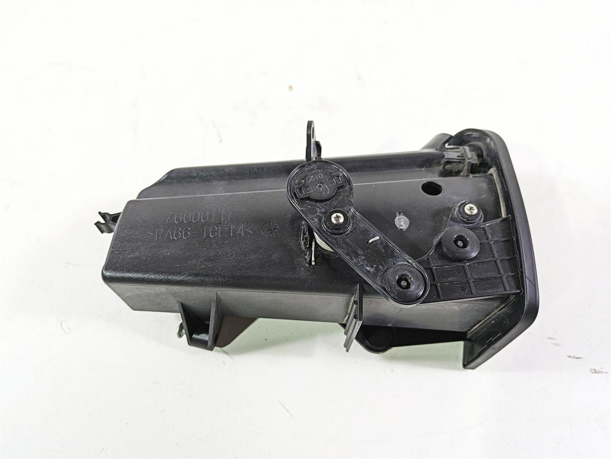 2020 Harley Touring FLHT Electra Glide Front Fairing Media Compartment 76000944 {{ shop.shopifyCountryName }} - Mototech271