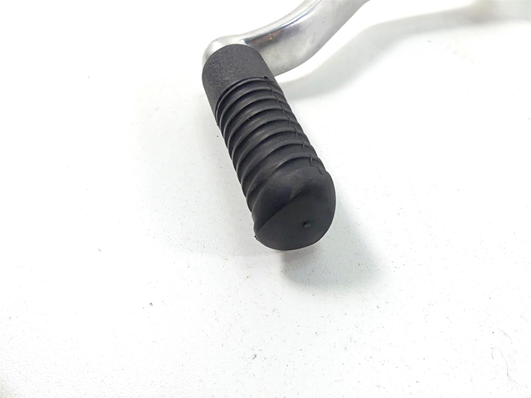 2015 Harley VRSCF Muscle V-Rod Left Front Footpeg & Shifter Parts 54046-12 {{ shop.shopifyCountryName }} - Mototech271