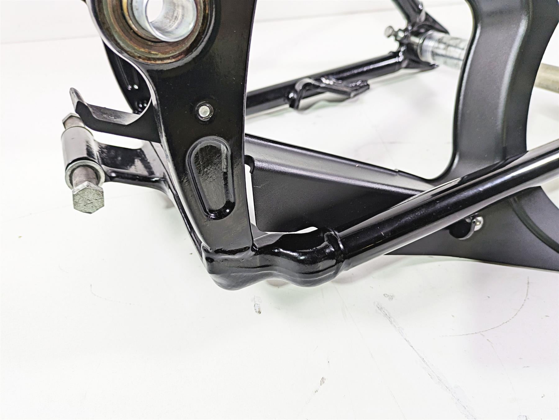 2017 Harley FLS Softail Slim Rear Swingarm Swing Arm & Guards 47573-11BHP {{ shop.shopifyCountryName }} - Mototech271