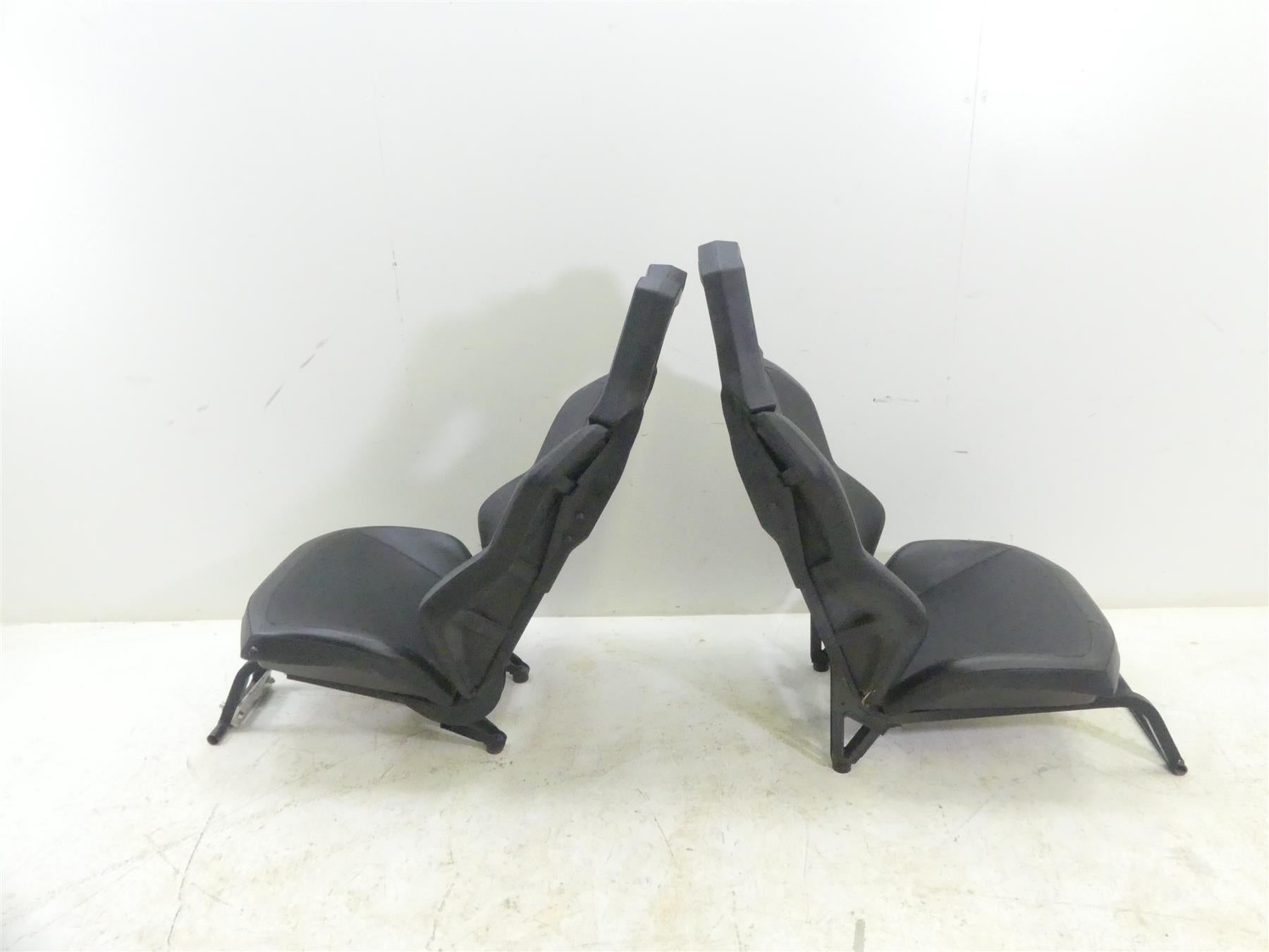 2020 Can-Am Commander 1000R XT Left Right Driver Passenger Seat Set {{ shop.shopifyCountryName }} - Mototech271