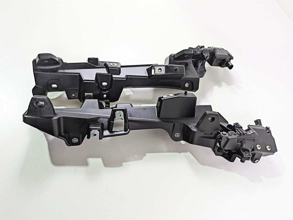 2019 BMW R1250RT K52 Saddlebag Mount Holder Set 46547728665 46547728666 {{ shop.shopifyCountryName }} - Mototech271