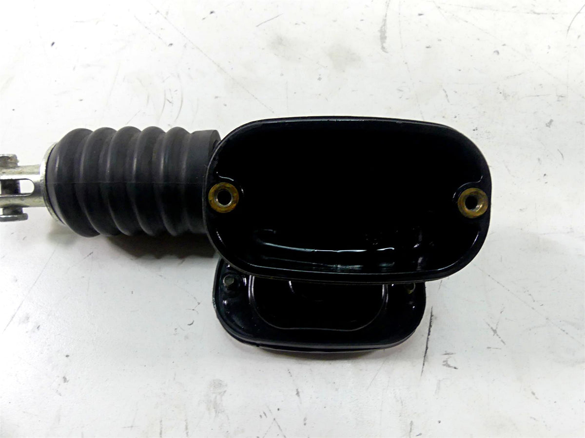 2002 Harley Touring FLHTC Electra Glide Rear Brake Master Cylinder 41755-99F {{ shop.shopifyCountryName }} - Mototech271